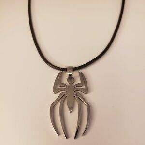 Spider-Man Symbol Spider Pendant Necklace Silvertone Men Women Unisex Halloween